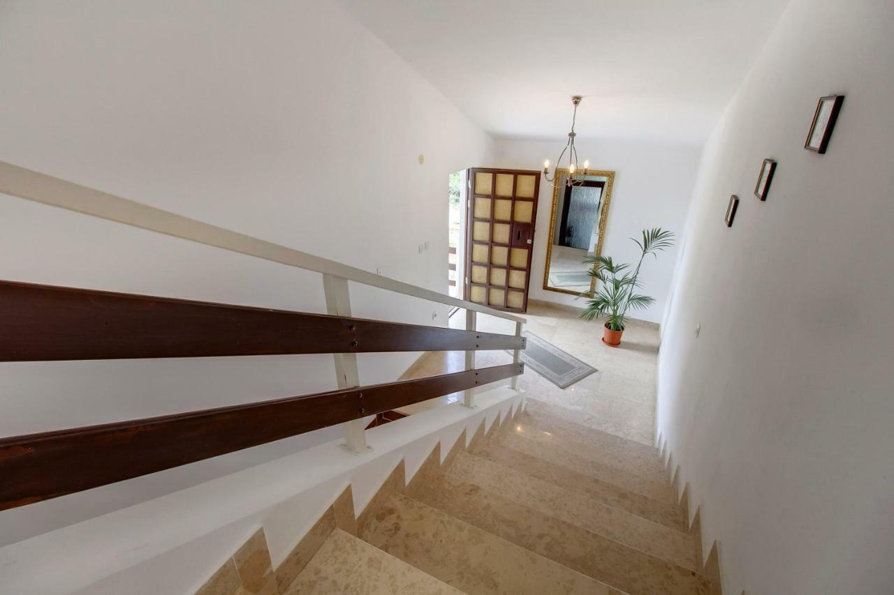 Apartments Mirella Mali Lošinj Exterior foto